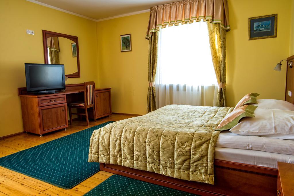 Hotel Adalbertus 그니에즈노 객실 사진